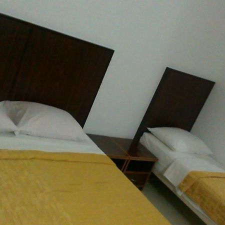 Hotel Danica Petrovac Exterior photo