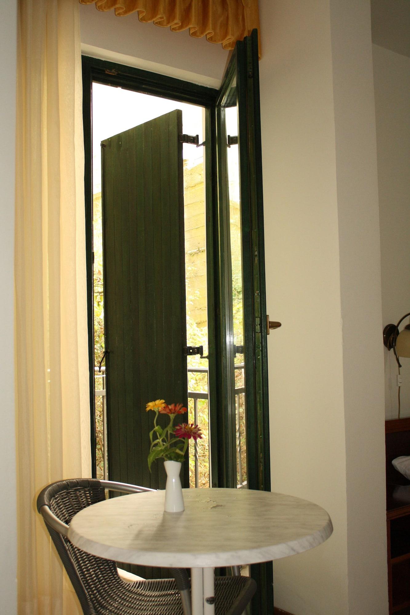 Hotel Danica Petrovac Exterior photo